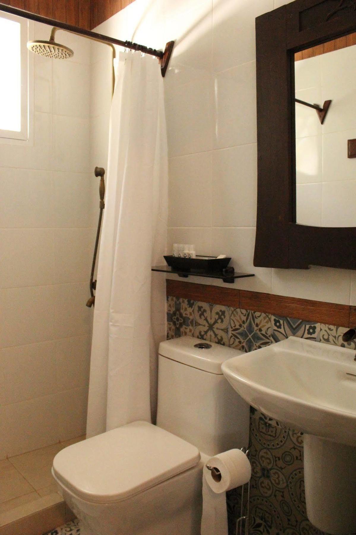 Taal パラドーレス デル カスティーリョ Bed & Breakfast エクステリア 写真